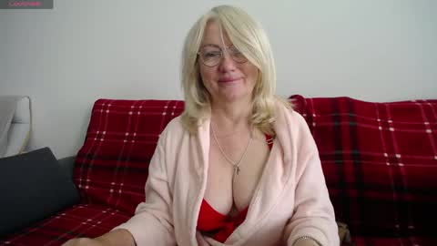 Karina online show from May 2026 07:17:01 AM