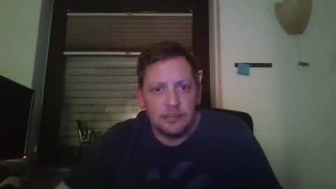 blonde32m online show from October 2025 06:08:01 PM