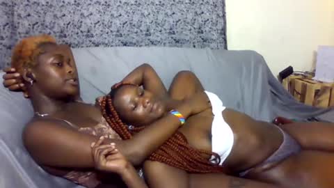 blonde_barby online show from November 2025 04:36:02 AM