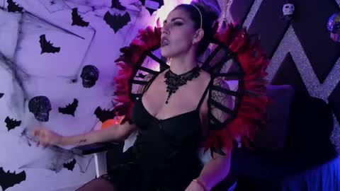 alejandra online show from October 2025 02:12:01 AM