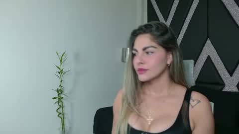alejandra online show from July 2026 01:23:01 AM