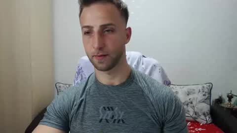 Mr Blond online show from November 2025 08:41:02 PM