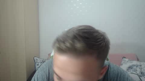 Snapshot of blondeagle chatting on April 2026 06:14:02 PM Mr Blond online show from April 2026 06:14:02 PM