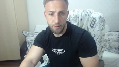 Snapshot of blondeagle chatting on May 2026 08:02:02 PM Mr Blond online show from May 2026 08:02:02 PM
