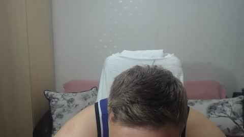 Snapshot of blondeagle chatting on May 2026 07:54:01 PM Mr Blond online show from May 2026 07:54:01 PM