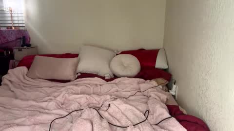 blondebunny999 online show from April 2026 04:45:01 AM