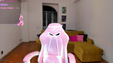 Elisa online show from October 2025 02:15:01 AM