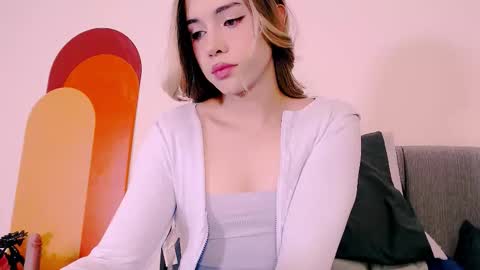 Snapshot of blondetwinkcum19 chatting on December 2025 12:04:01 AM zoey madisson 3 online show from December 2025 12:04:01 AM