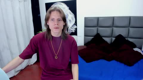Snapshot of blondie_lover69 chatting on January 2025 08:10:02 PM Maleeth online show from January 2025 08:10:02 PM