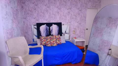 Snapshot of blondie_lover69 chatting on September 2025 08:41:02 PM Maleeth online show from September 2025 08:41:02 PM