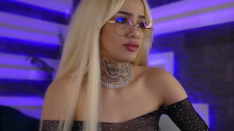 Snapshot of blondie_muller chatting on November 2025 08:47:01 PM blondie_muller online show from November 2025 08:47:01 PM