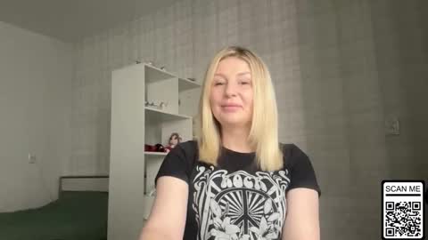 blondie_xoxoxo online show from February 2026 10:33:01 AM