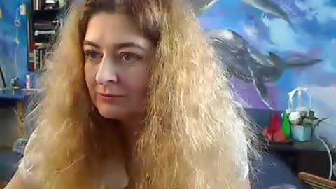 Snapshot of blondmilfs chatting on December 2024 07:53:01 AM BlondMILfs online show from December 2024 07:53:01 AM