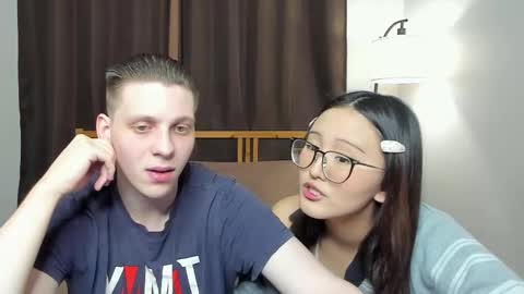 Sasha and Maria online show from February 2026 05:05:02 PM