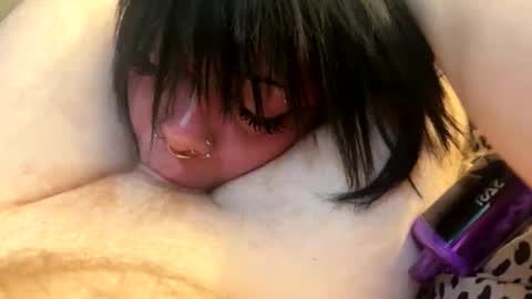 blowjob_bitch69 online show from May 2026 12:40:02 AM