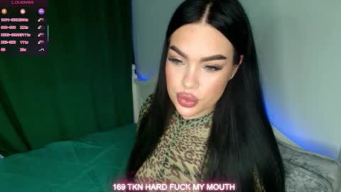 Welcome guysMy name KatePVT its Open online show from October 2025 06:19:01 AM