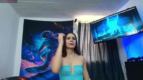 Snapshot of blowjob_sex69 chatting on December 2024 06:16:02 PM santiylola online show from December 2024 06:16:02 PM