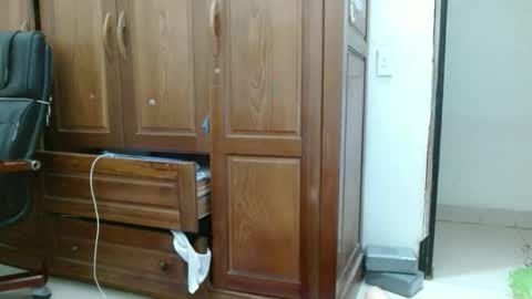 Snapshot of blowy079 chatting on September 2025 08:37:01 AM blowy079 online show from September 2025 08:37:01 AM