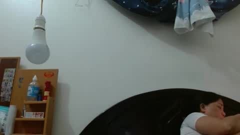 Snapshot of blowy079 chatting on November 2025 05:46:01 AM blowy079 online show from November 2025 05:46:01 AM