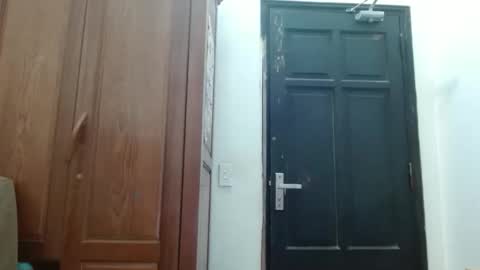 Snapshot of blowy079 chatting on December 2025 11:20:02 PM blowy079 online show from December 2025 11:20:02 PM