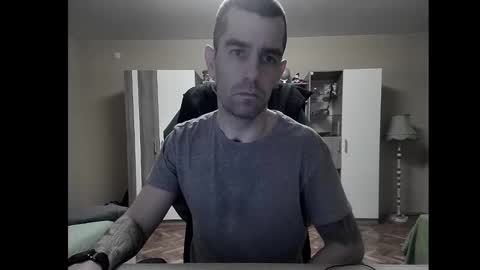 Runaway online show from December 2024 08:25:02 PM