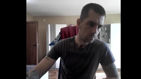 Runaway online show from October 2025 08:26:01 AM