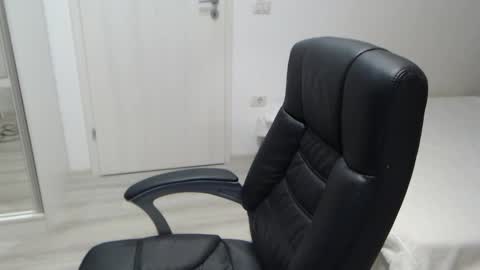 Juliet online show from October 2025 04:40:01 PM