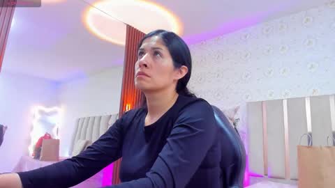 blue_tay1 online show from September 2025 12:05:02 PM