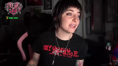 Blue online show from December 2025 03:13:02 AM