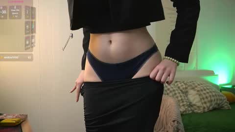 bluebeell online show from December 2025 05:37:02 AM