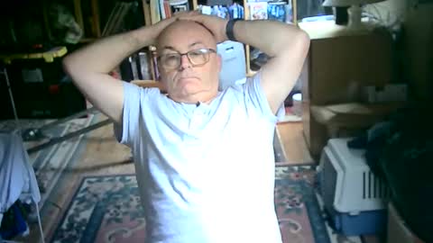 Snapshot of bluebox65 chatting on November 2025 12:05:02 PM bluebox65 online show from November 2025 12:05:02 PM