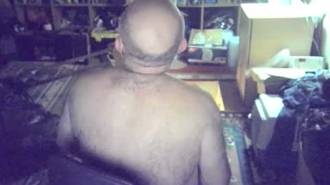 Snapshot of bluebox65 chatting on November 2025 04:38:02 PM bluebox65 online show from November 2025 04:38:02 PM