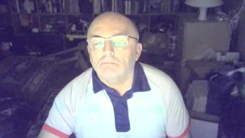 Snapshot of bluebox65 chatting on November 2025 05:34:02 PM bluebox65 online show from November 2025 05:34:02 PM