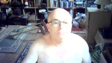 Snapshot of bluebox65 chatting on March 2026 05:39:01 PM bluebox65 online show from March 2026 05:39:01 PM