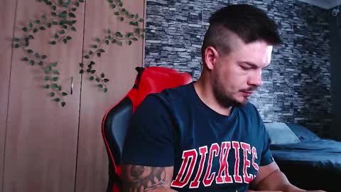 blueeyeboy0 online show from November 2025 07:52:02 AM