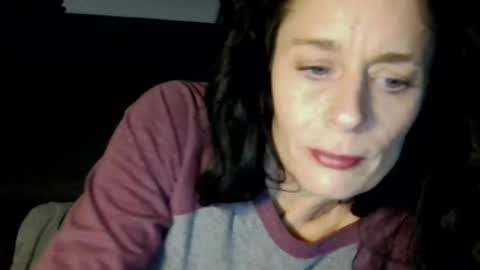 Snapshot of blueeyedlie chatting on January 2025 06:09:01 AM Blueeyedlie online show from January 2025 06:09:01 AM