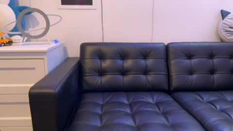 Snapshot of blueeyedtallguy chatting on December 2024 01:07:01 AM blueeyedtallguy online show from December 2024 01:07:01 AM