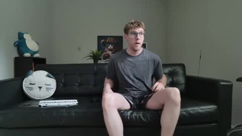 Snapshot of blueeyedtallguy chatting on September 2025 07:04:01 PM blueeyedtallguy online show from September 2025 07:04:01 PM