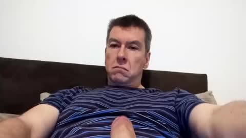 Snapshot of blueeyesteele chatting on October 2025 10:23:02 PM blueeyesteele online show from October 2025 10:23:02 PM