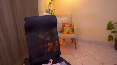 FLORAA online show from May 2026 03:41:01 PM