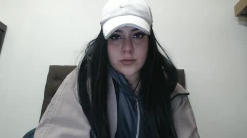 Snapshot of bluegoddessstoned chatting on September 2025 11:37:01 PM bluegoddessstoned online show from September 2025 11:37:01 PM