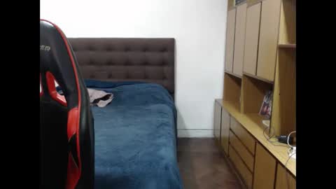 Snapshot of bluegoddessstoned chatting on September 2025 08:00:02 PM bluegoddessstoned online show from September 2025 08:00:02 PM