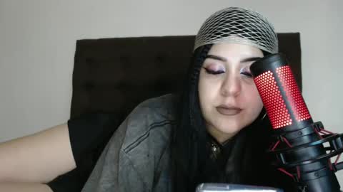 Snapshot of bluegoddessstoned chatting on September 2025 08:26:01 AM bluegoddessstoned online show from September 2025 08:26:01 AM