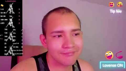 Snapshot of bluehsunny chatting on September 2025 07:24:02 PM alexander online show from September 2025 07:24:02 PM