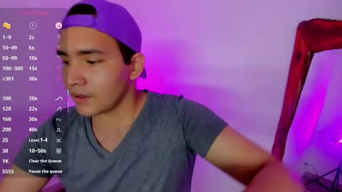 Snapshot of bluehsunny chatting on November 2025 01:17:01 AM alexander online show from November 2025 01:17:01 AM