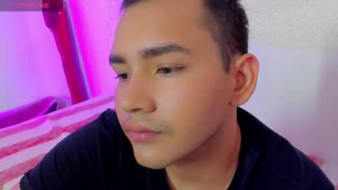 Snapshot of bluehsunny chatting on December 2025 02:39:01 AM alexander online show from December 2025 02:39:01 AM