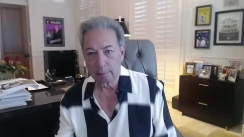 Snapshot of blueisles chatting on January 2025 09:16:01 PM blueisles online show from January 2025 09:16:01 PM