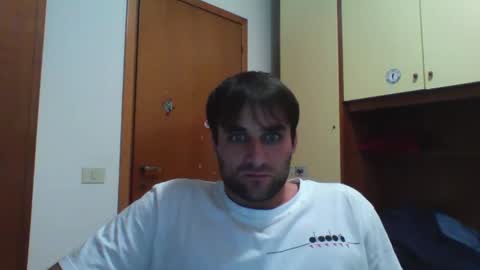 bluejoee online show from November 2025 05:02:01 PM