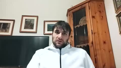 bluejoee online show from April 2026 09:39:01 AM