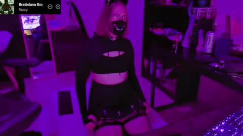 Blue online show from February 2026 09:08:01 PM